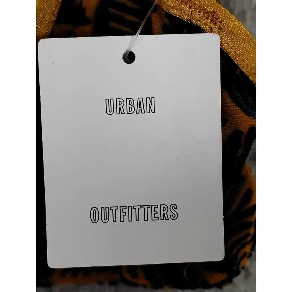 Out From Under For Urban Outfitters Veronica Bra Size M NWT Velvet & Soft Mesh